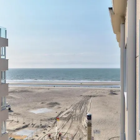 Lecomte - Side Family Escape 73 Apartment