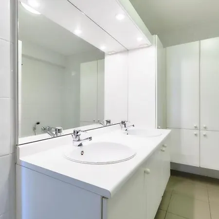 Lecomte - Side Family Escape 73 Apartment *