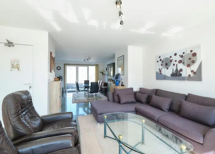 Lecomte - Side Family Escape 73 * 오스텐드